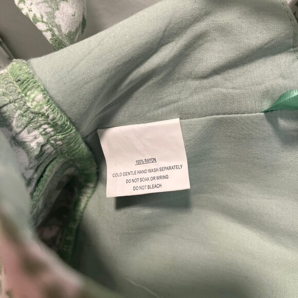 Eyes On The Prize Lace-Up Back Ruffle Crop Top - Floral Print Green - Picture 5 of 6